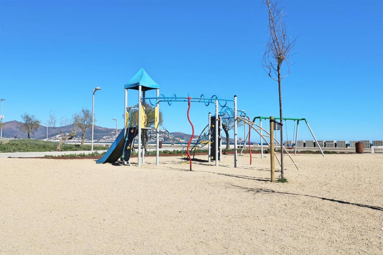 Delta Muga, Piso Muy Cerca De La Playa Apartment Empuriabrava Bagian luar foto